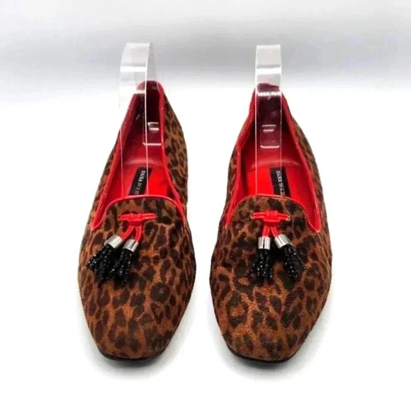 Dana Buchman Leopard Print Red Slip On Flats Beaded Tassels Size 7.5 - Picture 3 of 4